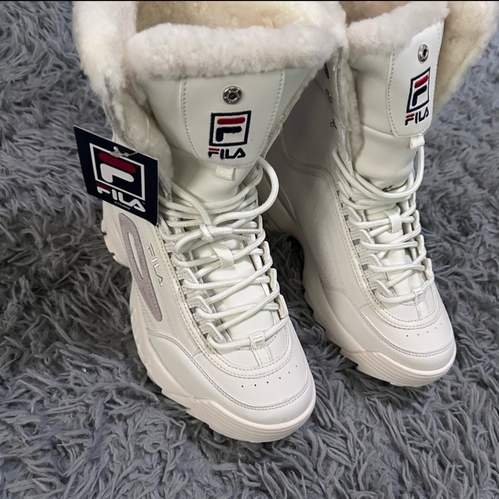 NWT FILA Women's White Winter Boots